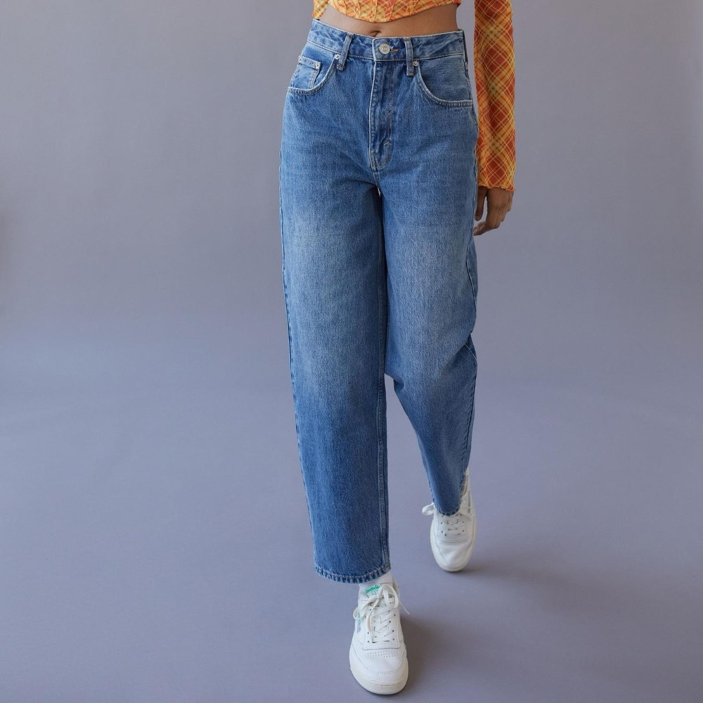 BDG Petite High-Waisted Baggy Jean in New Indigo